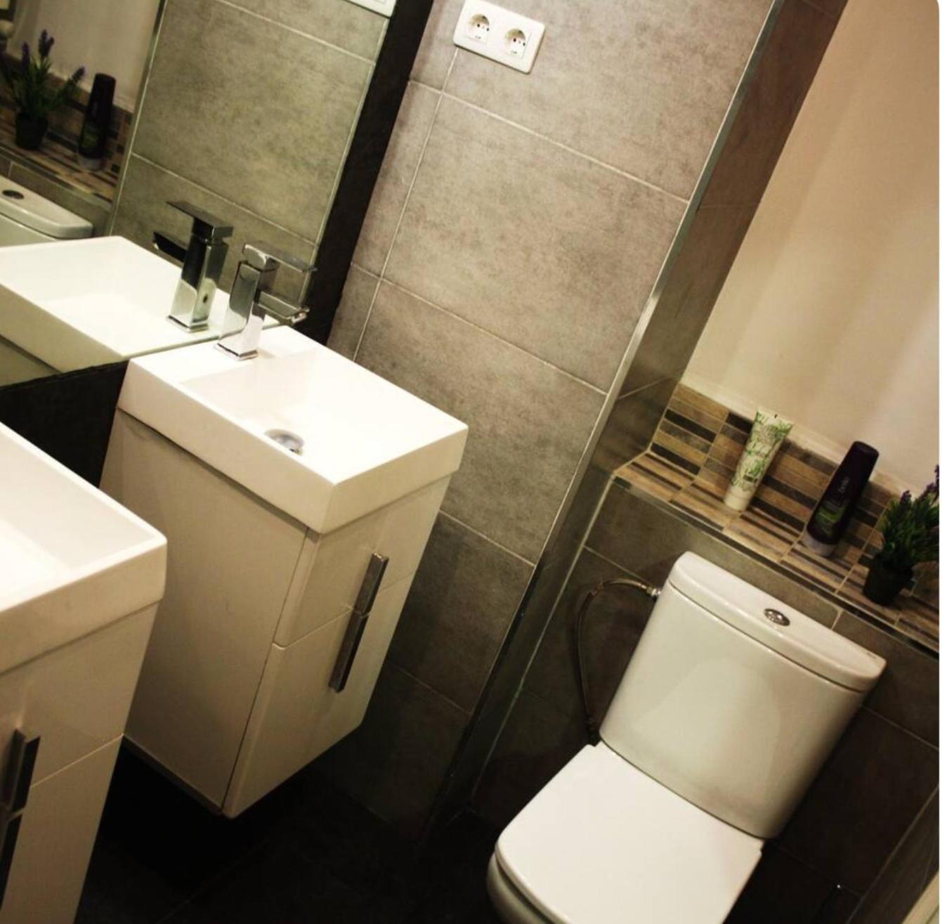 Suite En Apartamento Privado Terraza Centro Bilbao Exterior photo