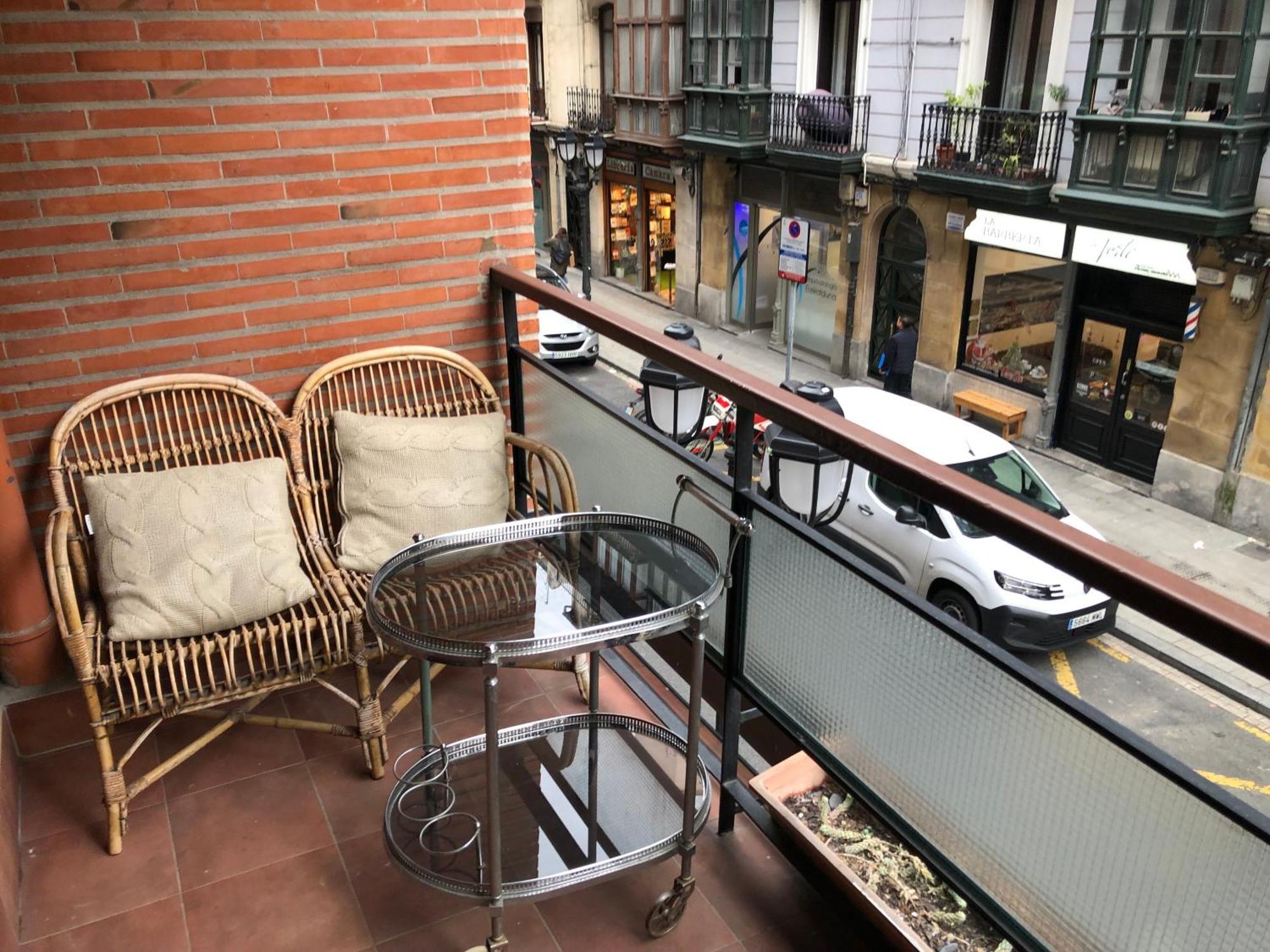 Suite En Apartamento Privado Terraza Centro Bilbao Exterior photo